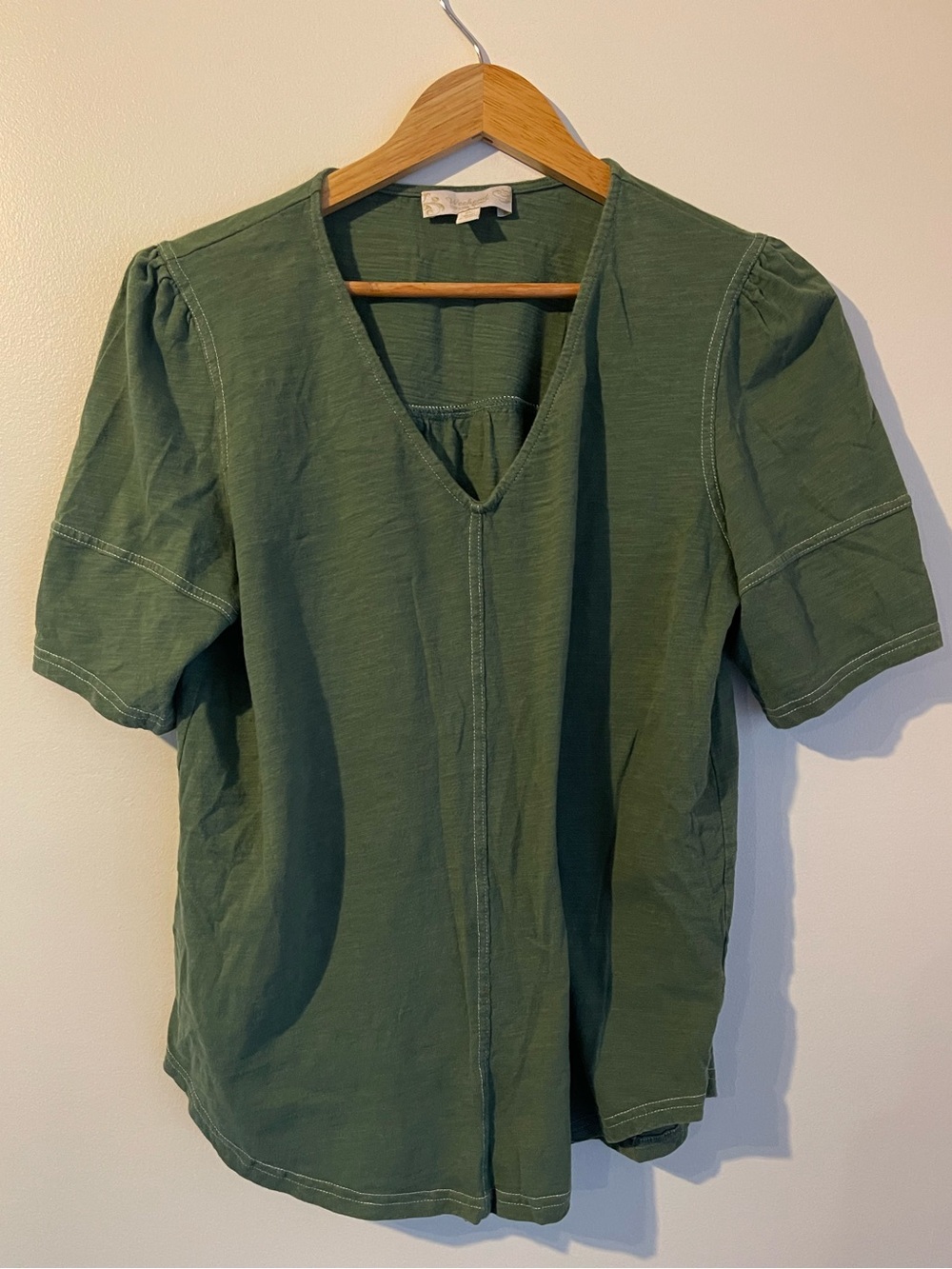 Suzanne Betro Weekend V-Neck Short Puff Sleeve Olive Green Top XL Extra Large
